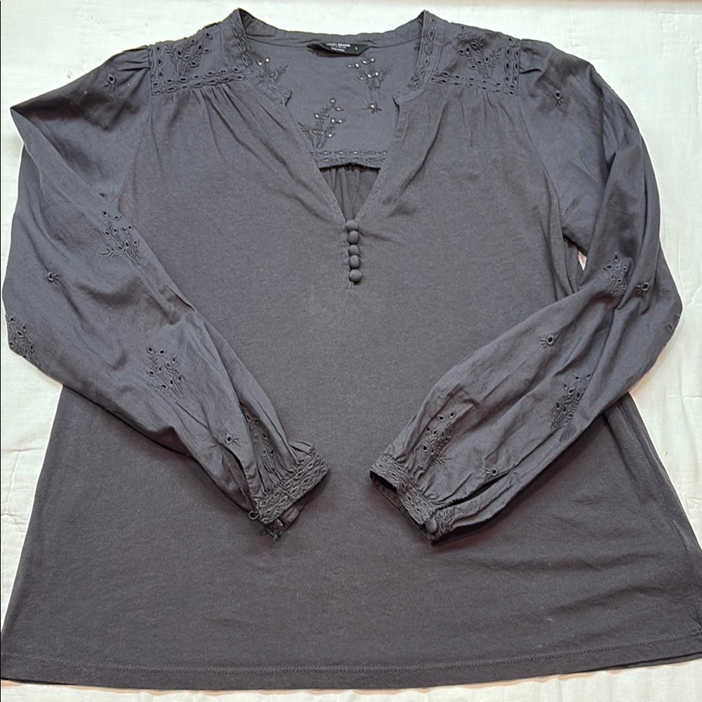 Lucky Brand Gray Peasant Blouse with Elegant Eyelet‎ Lace Embroidered Top